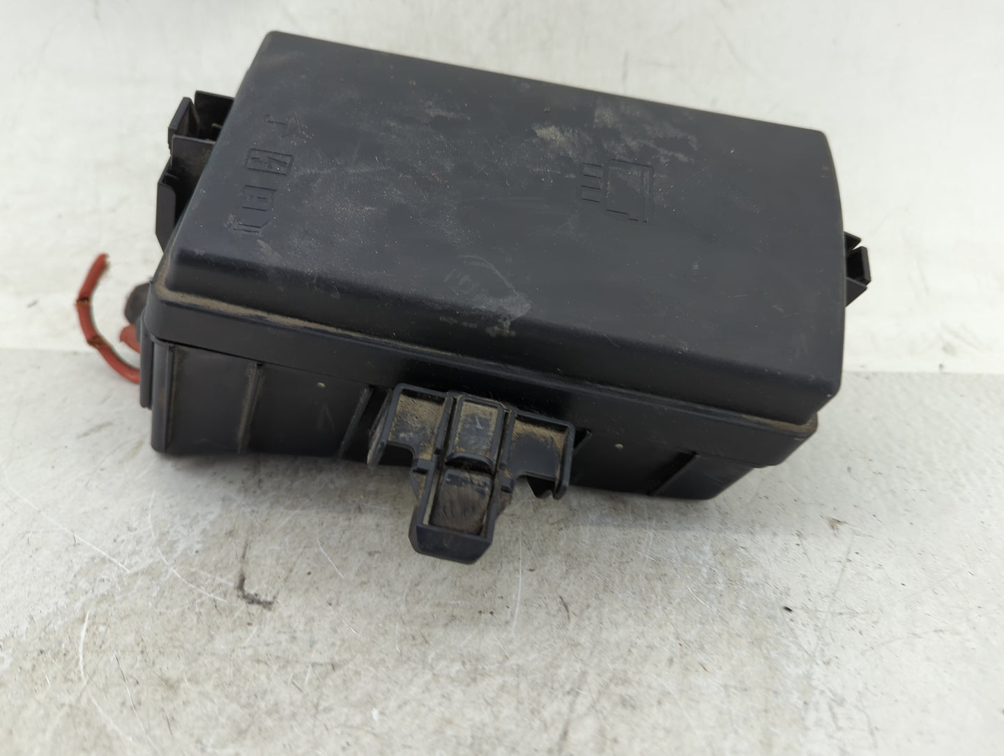 2015-2018 Audi A3 Fusebox Fuse Box Panel Relay Module P/N:6351-2835 6351-2832 Fits Fits 2015 2016 2017 2018 2019 2020 2021 O
