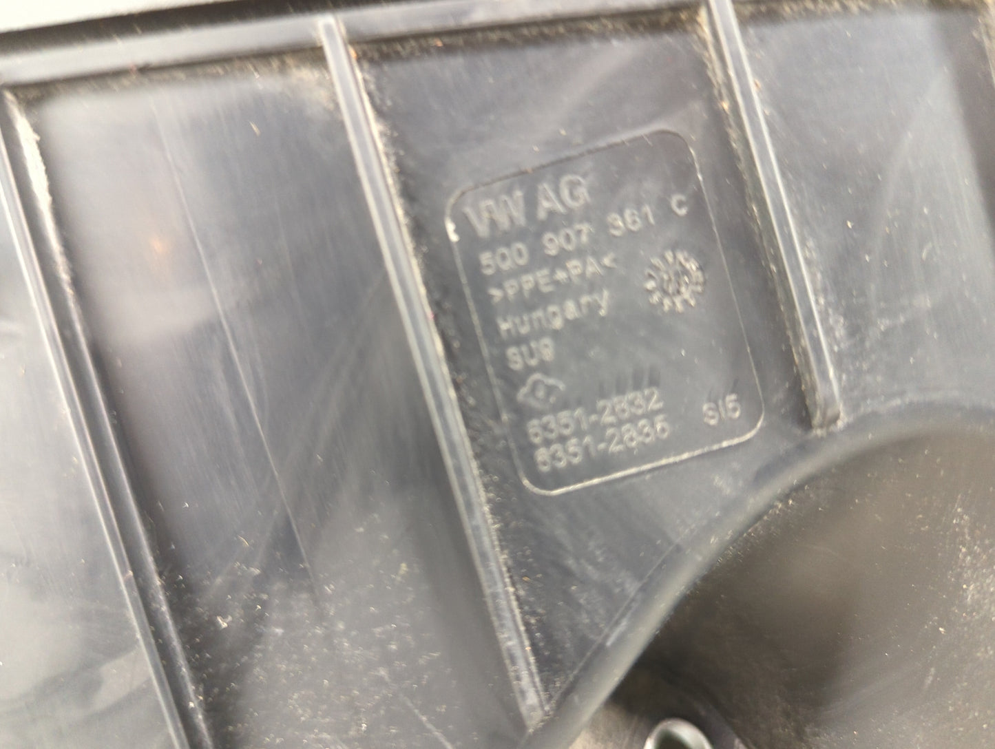2015-2018 Audi A3 Fusebox Fuse Box Panel Relay Module P/N:6351-2835 6351-2832 Fits Fits 2015 2016 2017 2018 2019 2020 2021 O