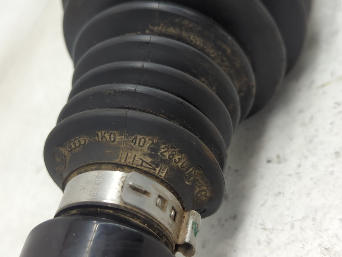 2015-2016 Audi A3 Axle Shaft Front Passenger Cv C/v - Oemusedautoparts1.com
