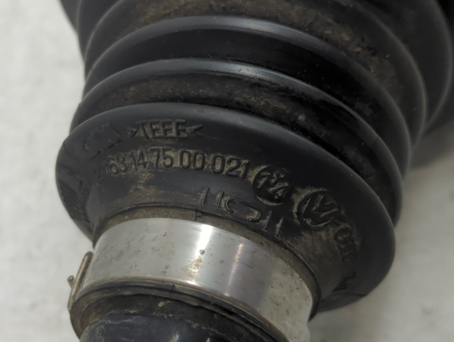2015-2016 Audi A3 Axle Shaft Front Driver Cv C/v - Oemusedautoparts1.com