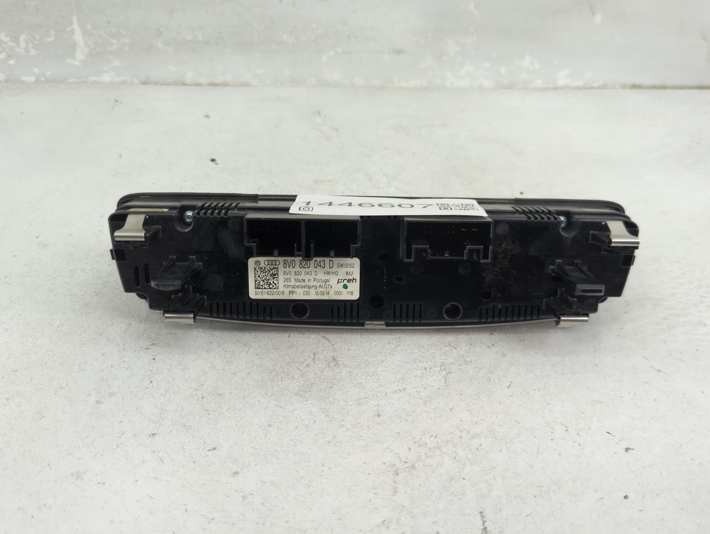 2015-2018 Audi A3 Climate Control Module Temperature AC/Heater Replacement P/N:8V0820043D Fits Fits 2015 2016 2017 2018 OEM 