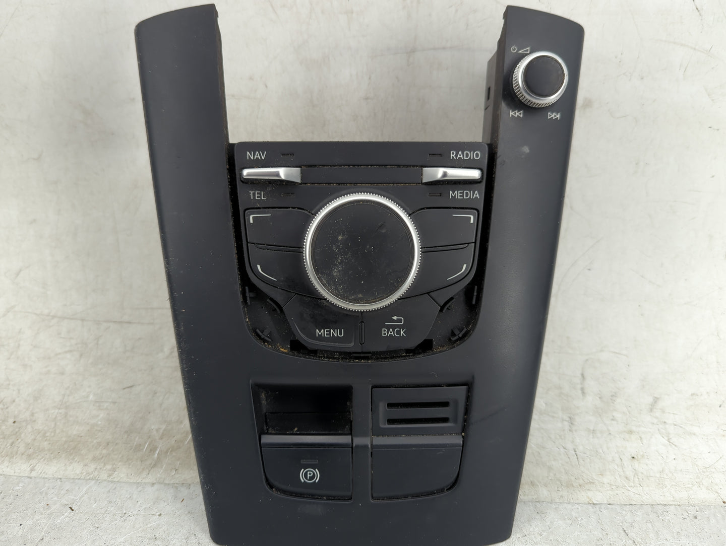 2015 Audi A3 Radio AM FM Cd Player Receiver Replacement P/N:8V0919614B Fits OEM Used Auto Parts - Oemusedautoparts1.com