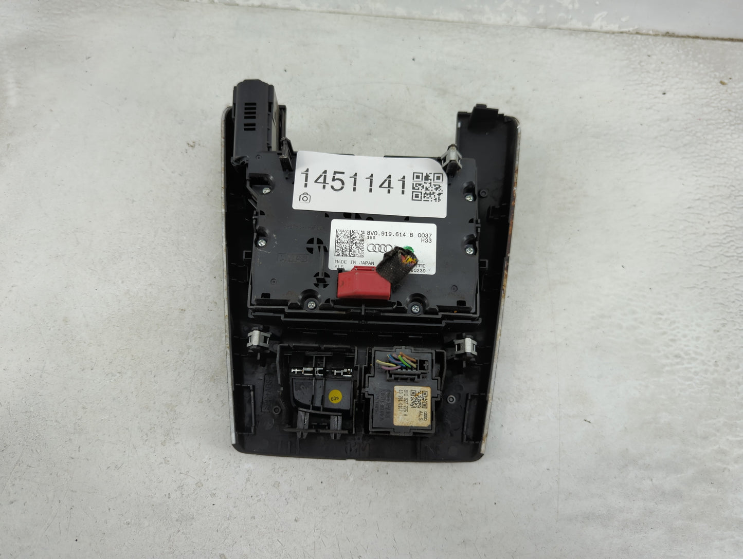 2015 Audi A3 Radio AM FM Cd Player Receiver Replacement P/N:8V0919614B Fits OEM Used Auto Parts - Oemusedautoparts1.com