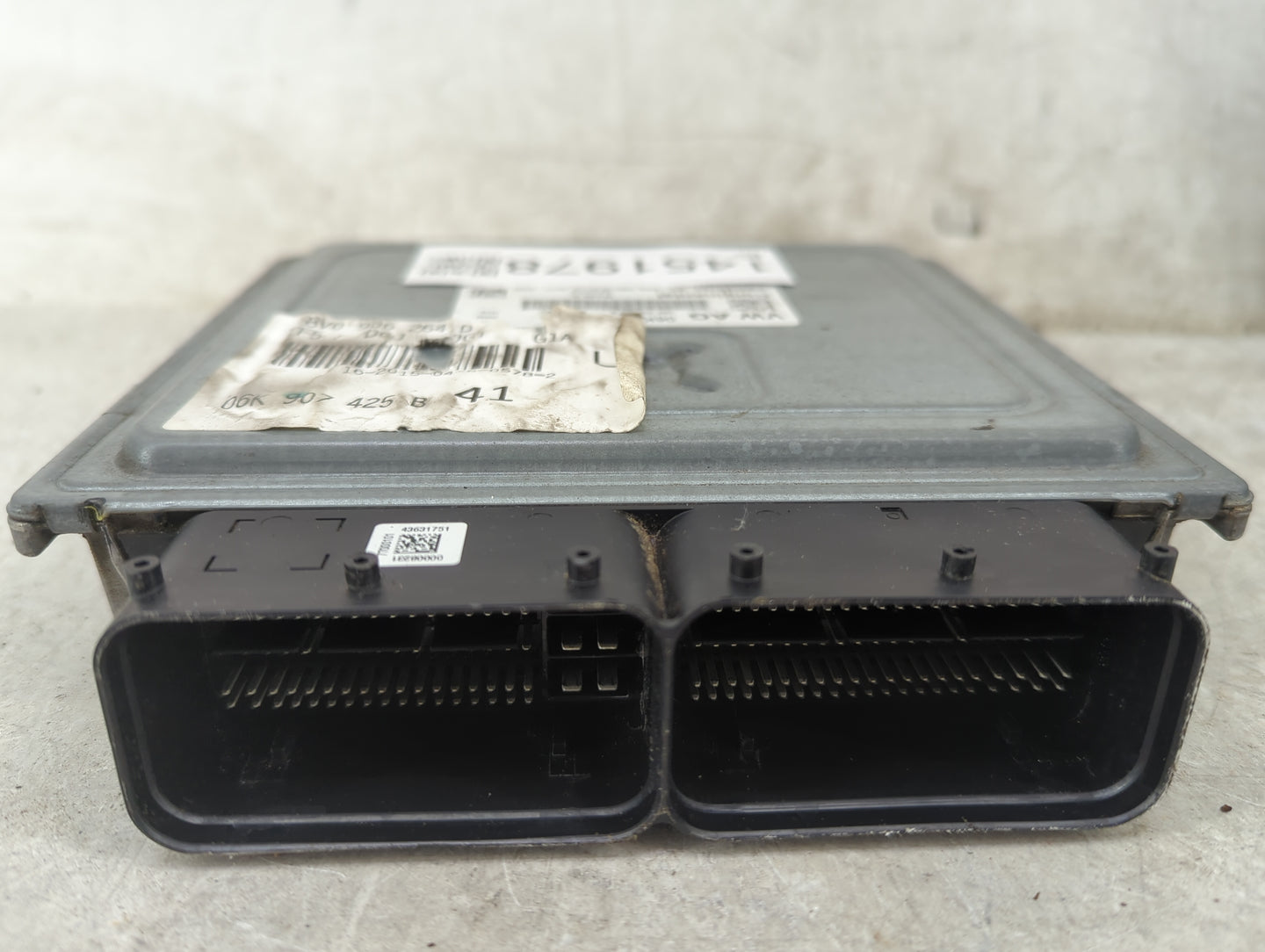 2015 Audi A3 PCM Engine Control Computer ECU ECM PCU OEM P/N:06K907425B 8V0906264D, 5WP49101 Fits Fits 2016 2017 OEM Used Au