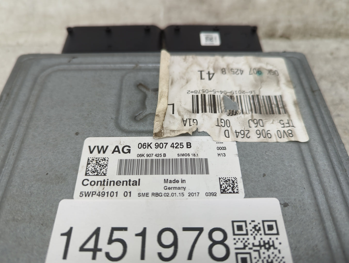 2015 Audi A3 PCM Engine Control Computer ECU ECM PCU OEM P/N:06K907425B 8V0906264D, 5WP49101 Fits Fits 2016 2017 OEM Used Au
