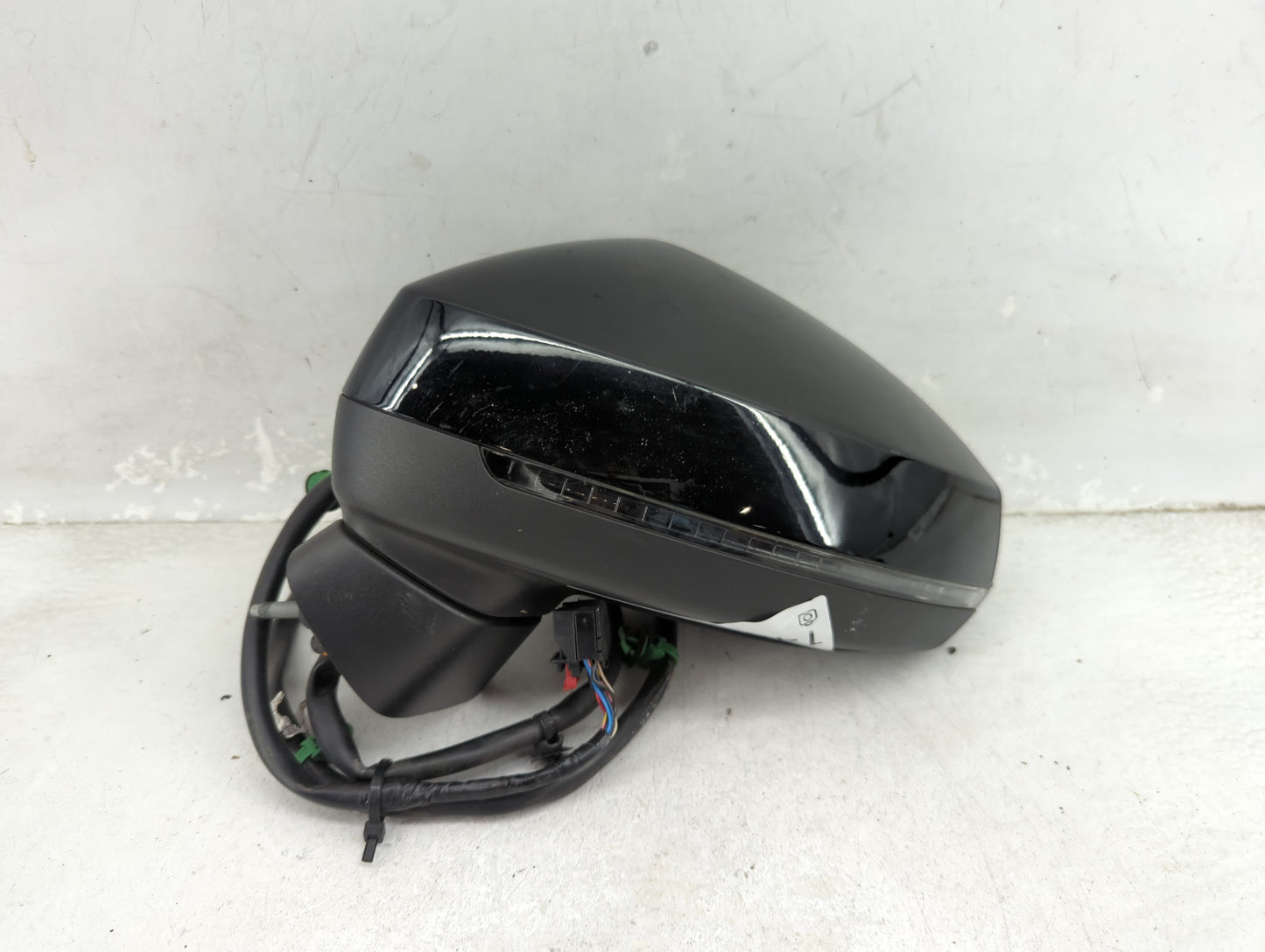2015-2018 Audi A3 Driver Side View Mirror - Left Door Mirror OEM Used - Oemusedautoparts1.com