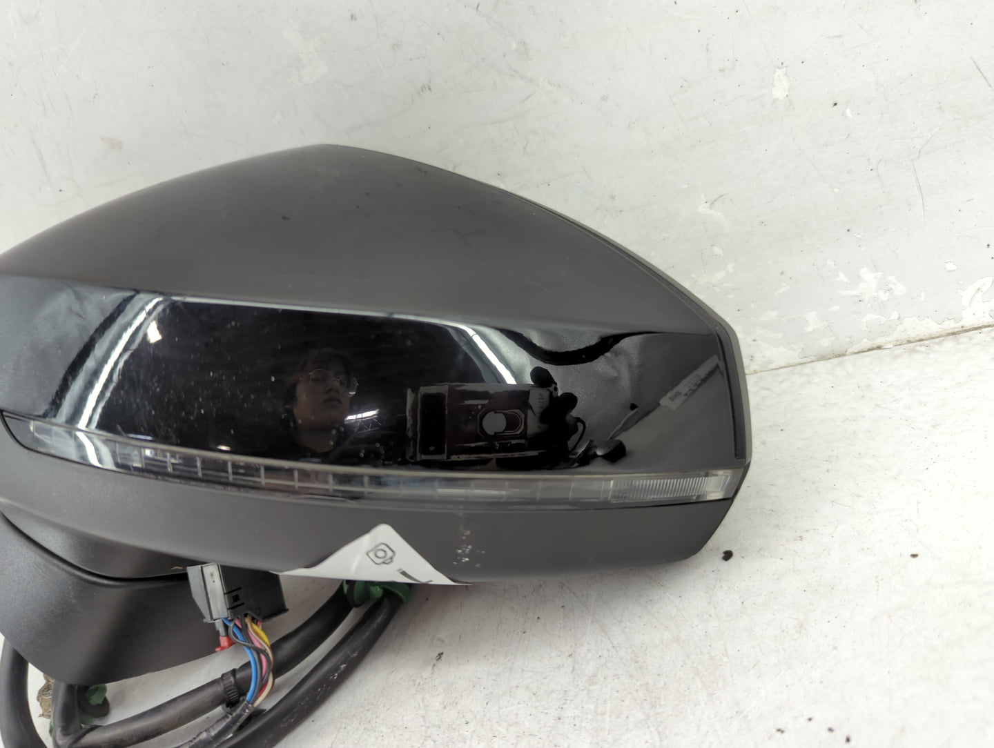 2015-2018 Audi A3 Driver Side View Mirror - Left Door Mirror OEM Used - Oemusedautoparts1.com