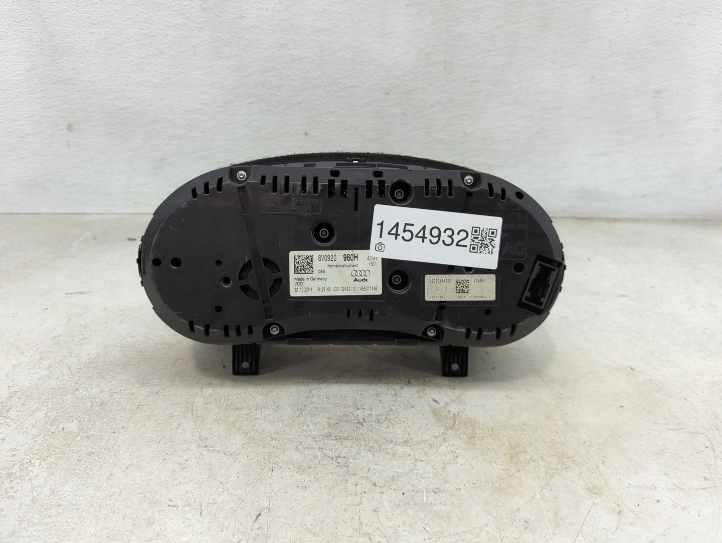 2015-2018 Audi A3 Instrument Cluster Speedometer Gauges P/N:8V0920960H Miles: Fits Fits 2015 2016 2017 2018 OEM Used Auto Pa