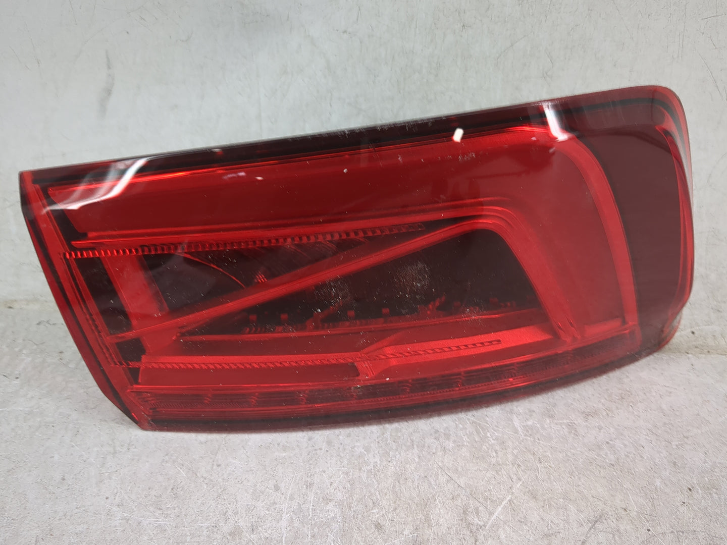 2015-2016 Audi A3 Tail Light Assembly Driver Left OEM P/N:81210102 8V5 945 -095 C Fits Fits 2015 2016 OEM Used Auto Parts - 