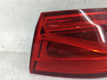 2015-2016 Audi A3 Tail Light Assembly Passenger Right OEM P/N:8V5 945 096 C Fits Fits 2015 2016 OEM Used Auto Parts