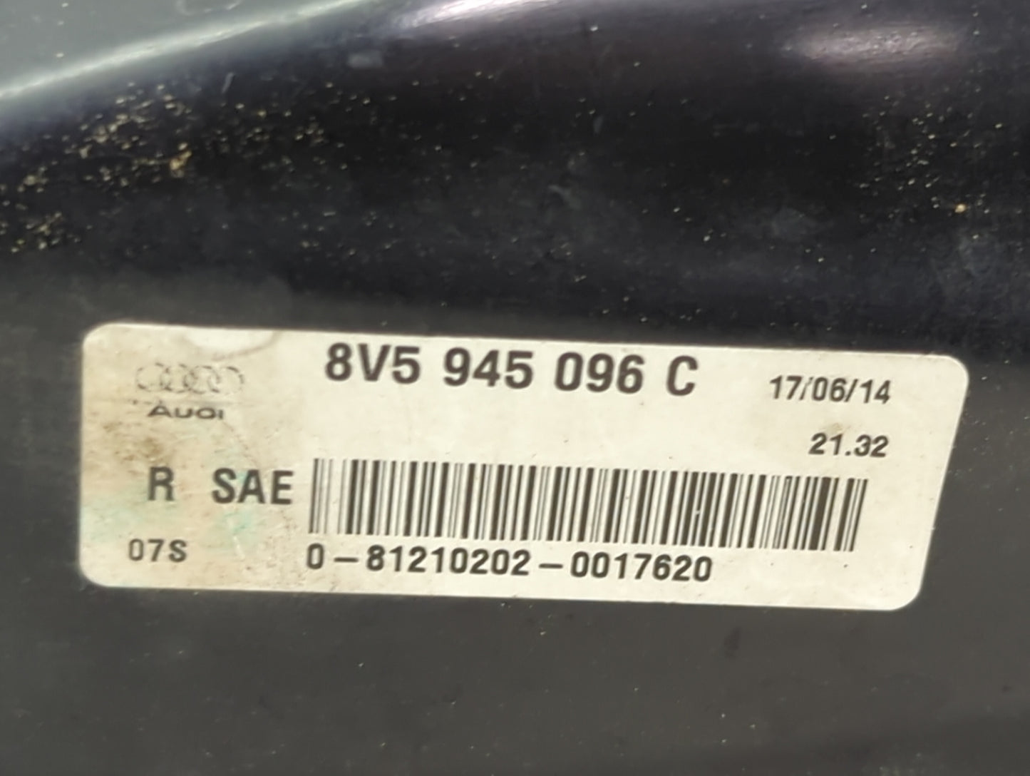 2015-2016 Audi A3 Tail Light Assembly Passenger Right OEM P/N:8V5 945 096 C Fits Fits 2015 2016 OEM Used Auto Parts - Oemuse