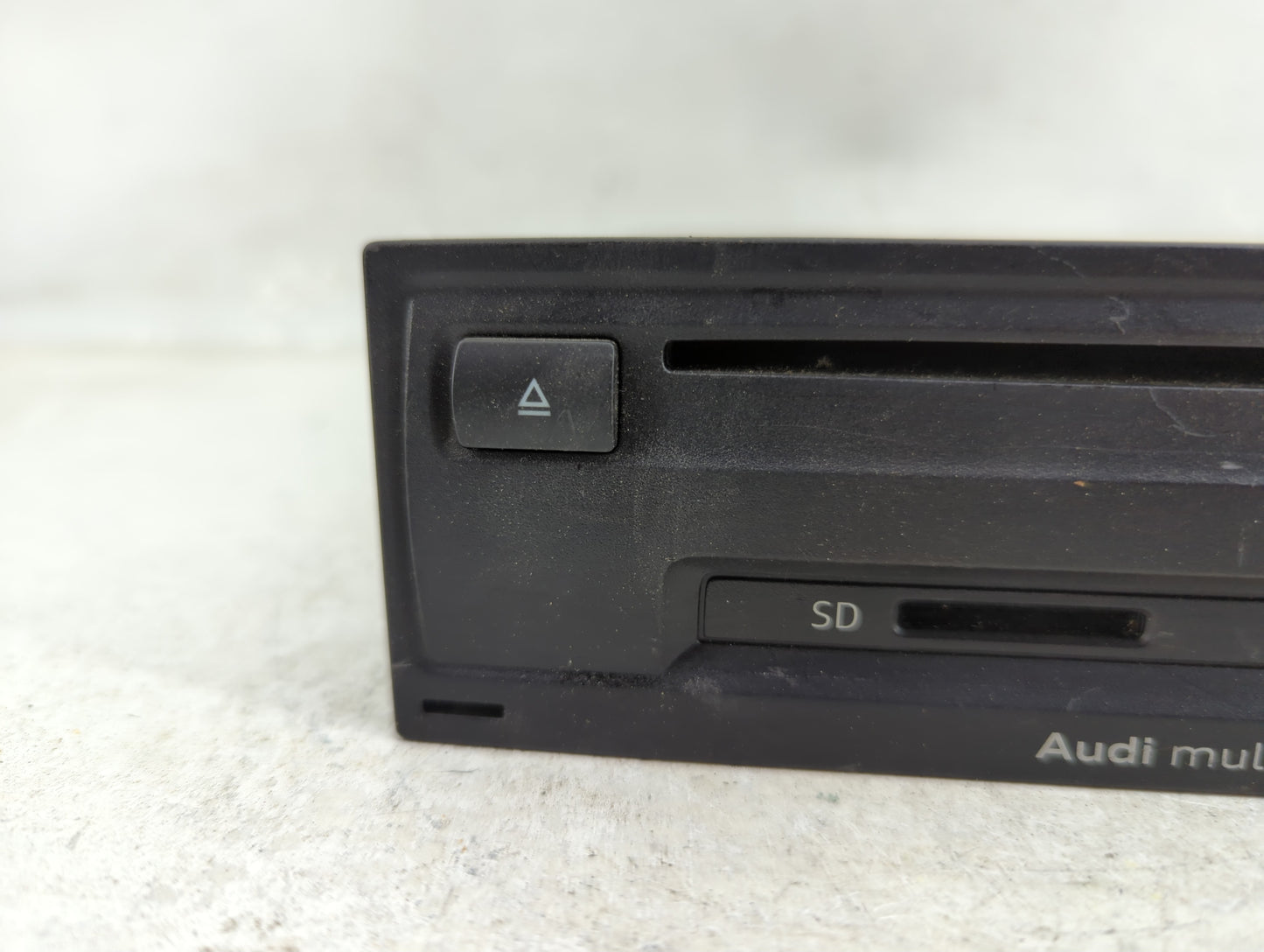 2015-2018 Audi A3 Radio AM FM Cd Player Receiver Replacement P/N:8V0 035 844 CQ-SA14E4AE Fits Fits 2015 2016 2017 2018 OEM U
