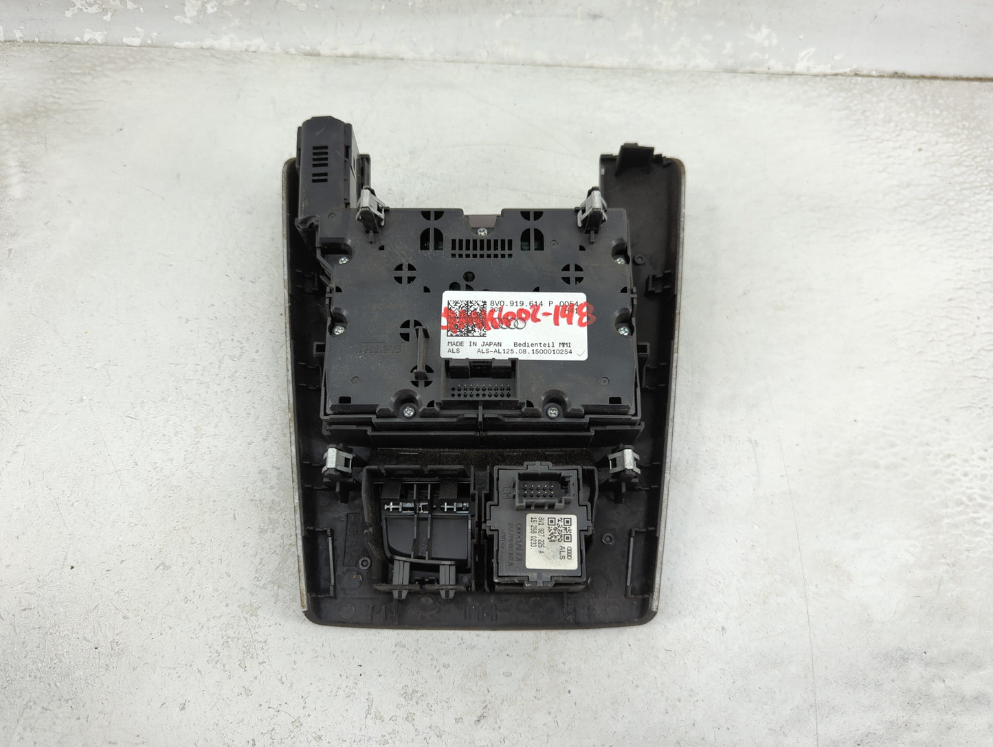 2015-2018 Audi A3 Radio AM FM Cd Player Receiver Replacement P/N:8V0 919 614 P Fits Fits 2015 2016 2017 2018 OEM Used Auto P