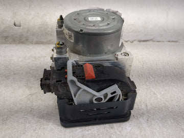 2015-2016 Audi A3 ABS Pump Control Module Replacement P/N:5Q0 614 517 T Fits Fits 2015 2016 OEM Used Auto Parts - Oemusedaut