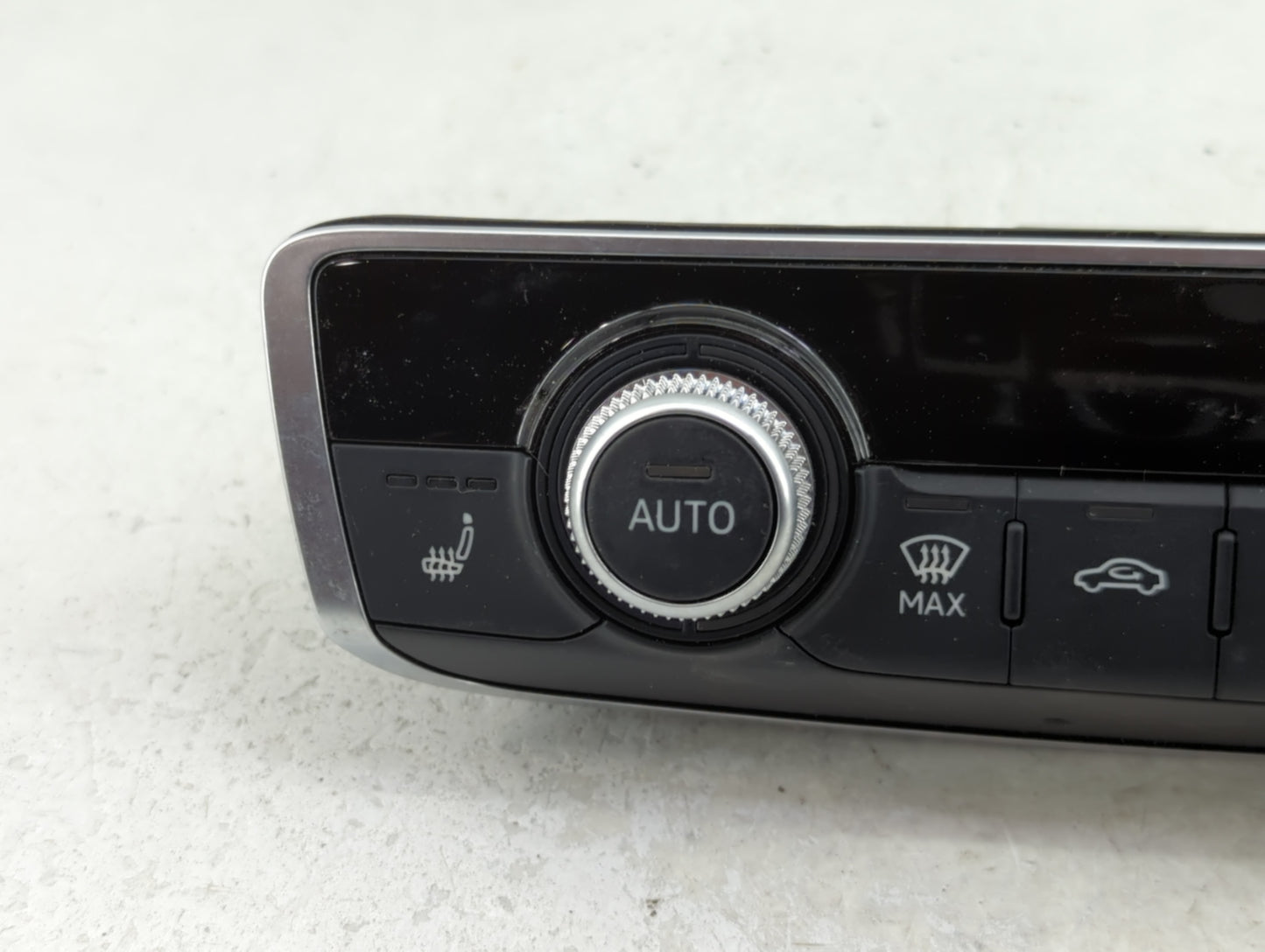 2015-2018 Audi A3 Climate Control Module Temperature AC/Heater Replacement P/N:8V0 820 043 D Fits Fits 2015 2016 2017 2018 O
