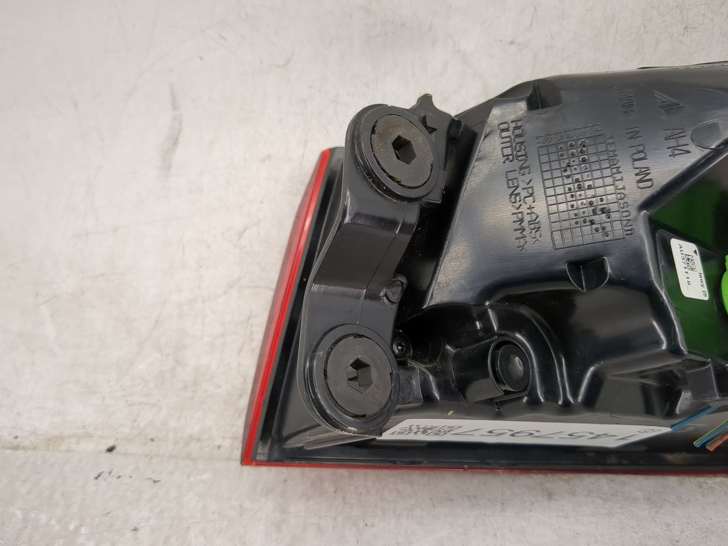 2015-2016 Audi A3 Tail Light Assembly Driver Left OEM P/N:8V5 945 095 C Fits Fits 2015 2016 OEM Used Auto Parts - Oemusedaut