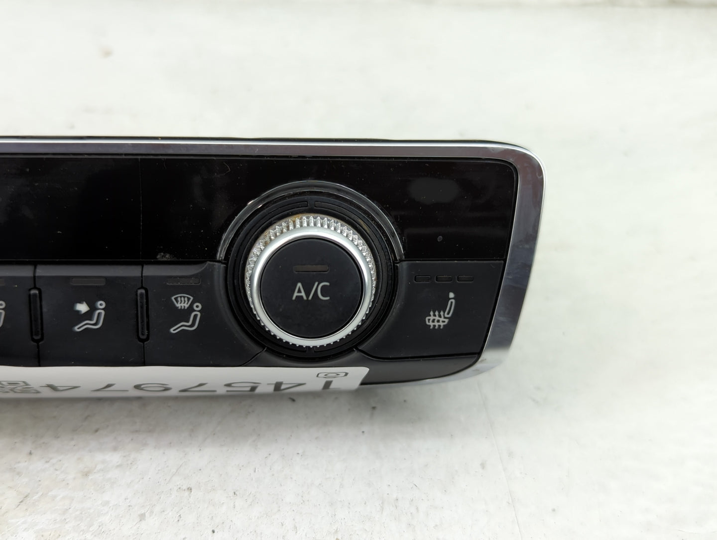 2015-2018 Audi A3 Climate Control Module Temperature AC/Heater Replacement P/N:8V0 820 043 D Fits Fits 2015 2016 2017 2018 O