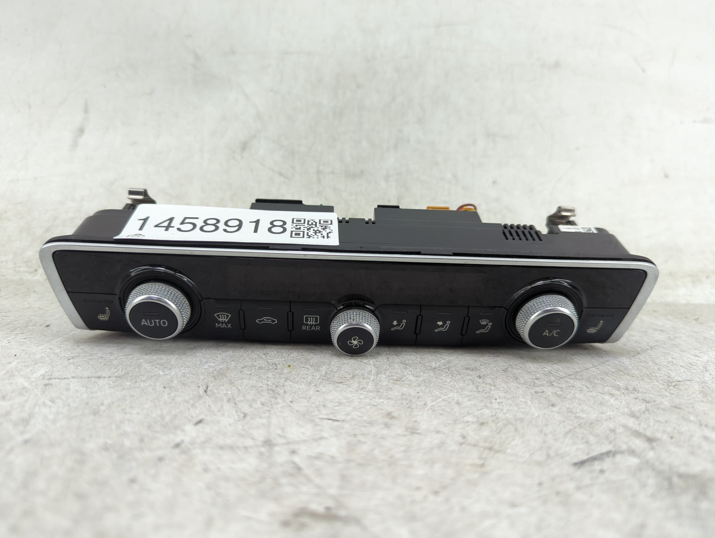 2015-2018 Audi A3 Climate Control Module Temperature AC/Heater Replacement P/N:8V0 820 043 D Fits Fits 2015 2016 2017 2018 O