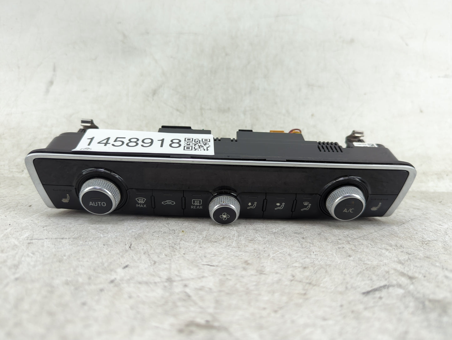 2015-2018 Audi A3 Climate Control Module Temperature AC/Heater Replacement P/N:8V0 820 043 D Fits Fits 2015 2016 2017 2018 O