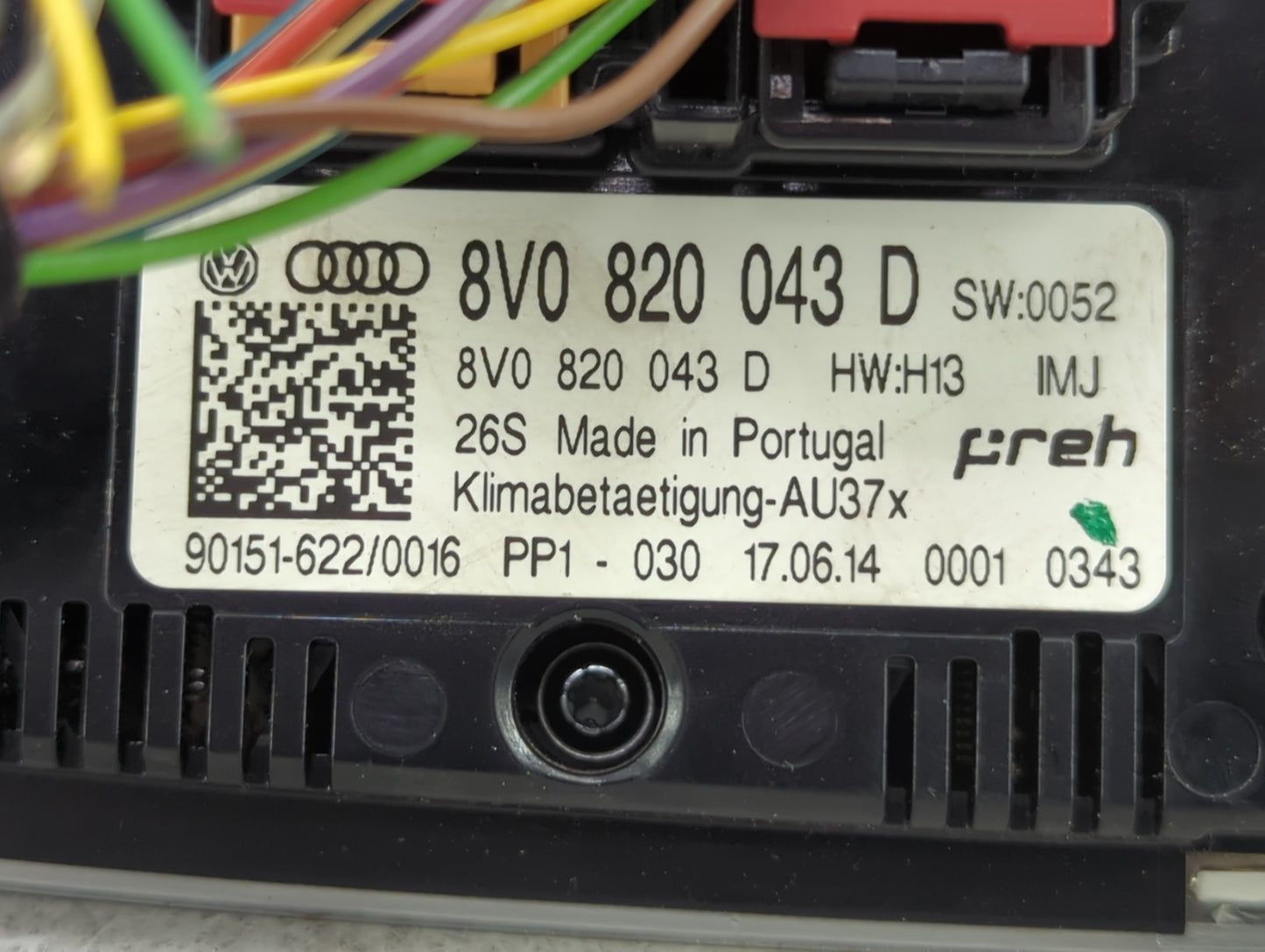 2015-2018 Audi A3 Climate Control Module Temperature AC/Heater Replacement P/N:8V0 820 043 D Fits Fits 2015 2016 2017 2018 O