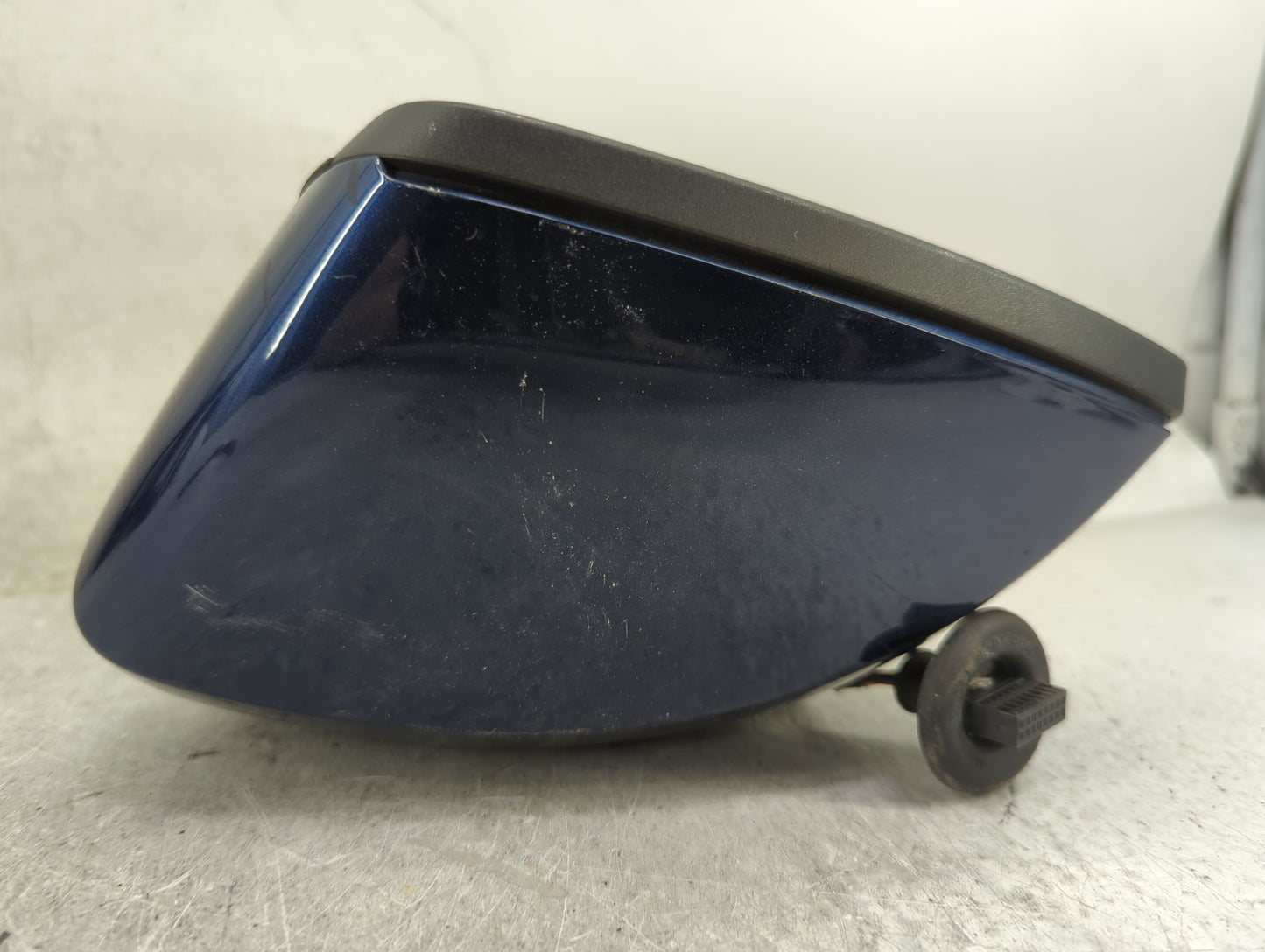 2015-2018 Audi A3 Driver Side View Mirror - Left Door Mirror OEM Used - Oemusedautoparts1.com