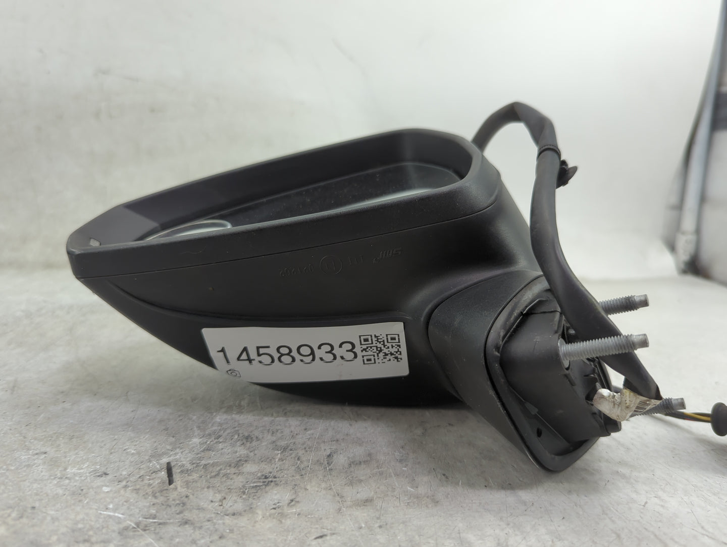2015-2018 Audi A3 Driver Side View Mirror - Left Door Mirror OEM Used - Oemusedautoparts1.com