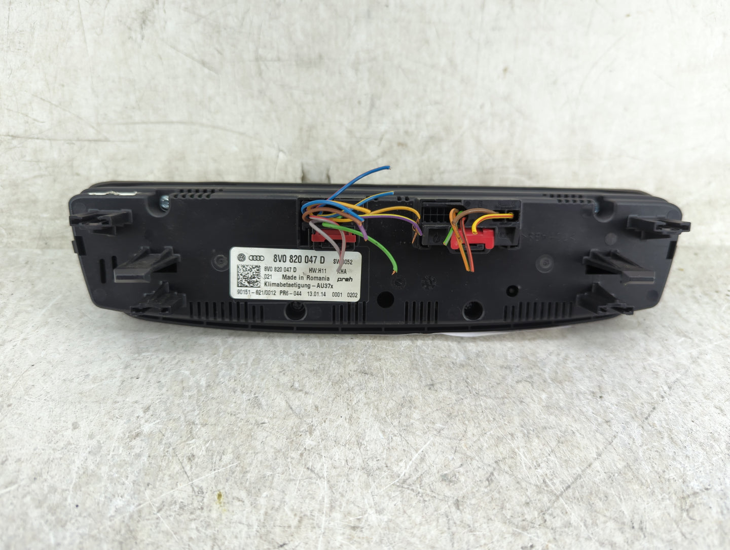 2015-2018 Audi A3 Climate Control Module Temperature AC/Heater Replacement P/N:8V0 820 047 D Fits Fits 2015 2016 2017 2018 O