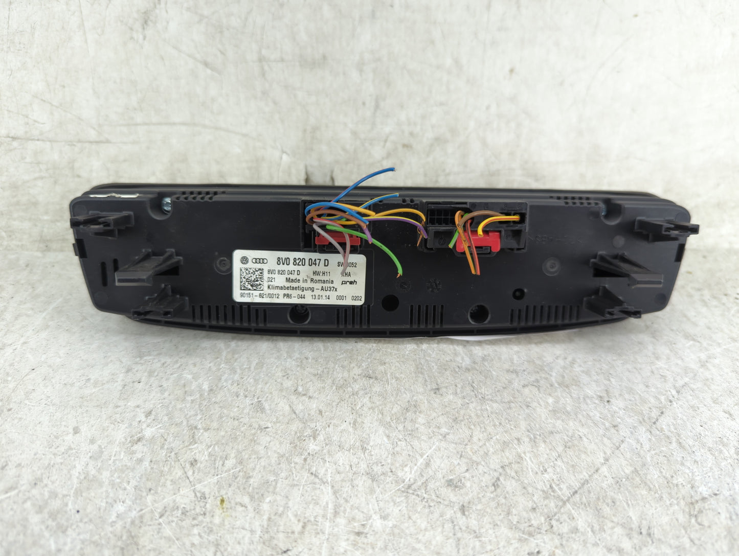 2015-2018 Audi A3 Climate Control Module Temperature AC/Heater Replacement P/N:8V0 820 047 D Fits Fits 2015 2016 2017 2018 O