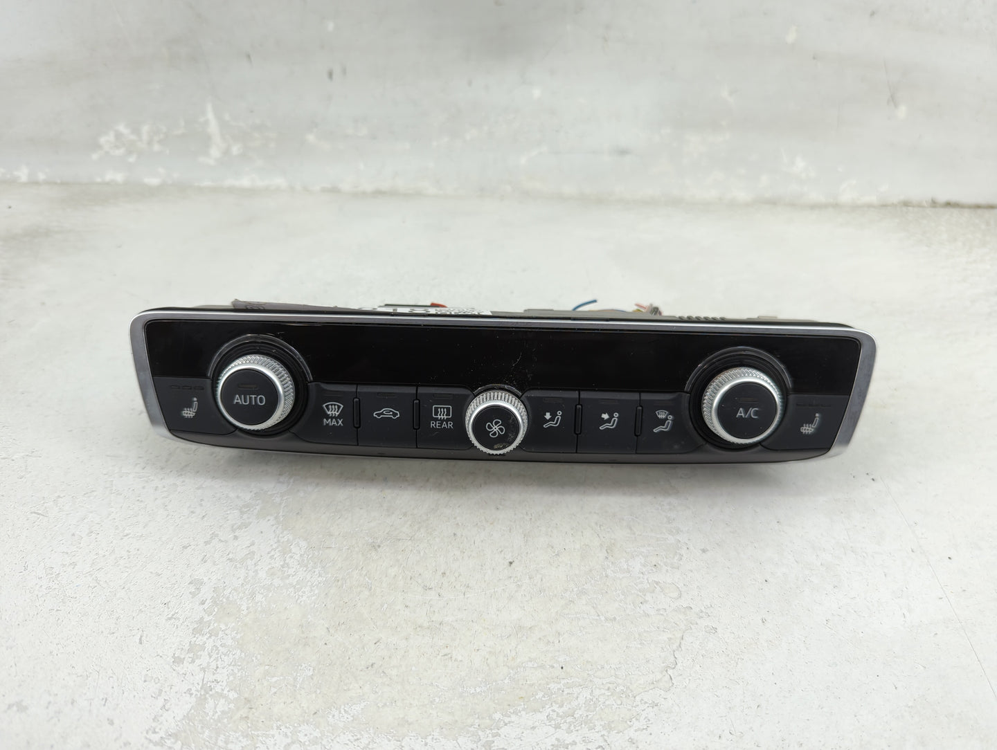 2015-2018 Audi A3 Climate Control Module Temperature AC/Heater Replacement P/N:8V0820043D Fits Fits 2015 2016 2017 2018 OEM 