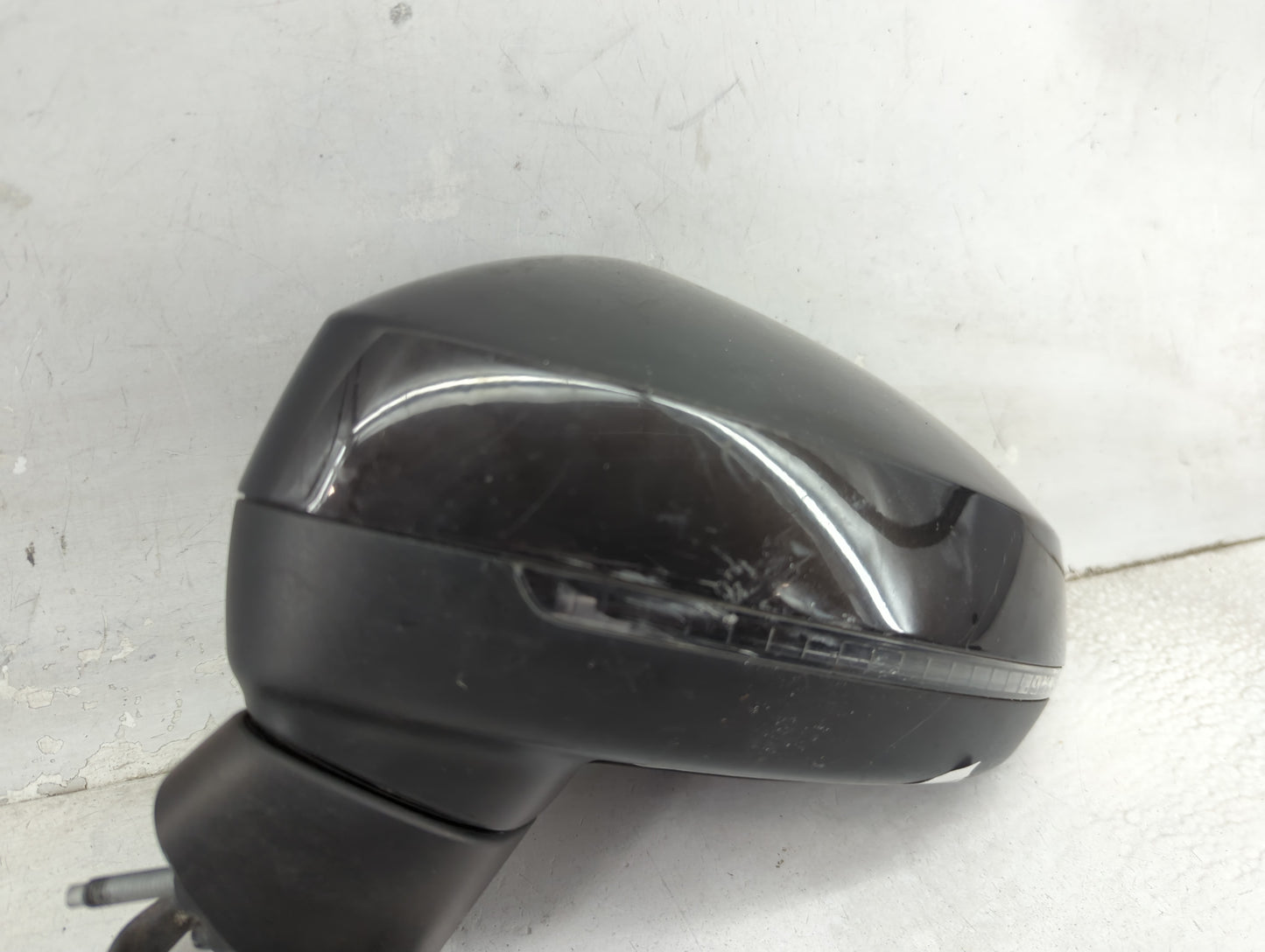 2015-2018 Audi A3 Driver Side View Mirror - Left Door Mirror OEM Used - Oemusedautoparts1.com
