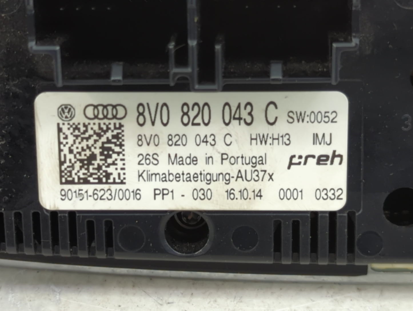 2015-2018 Audi A3 Climate Control Module Temperature AC/Heater Replacement P/N:8V0820043C Fits Fits 2015 2016 2017 2018 OEM 