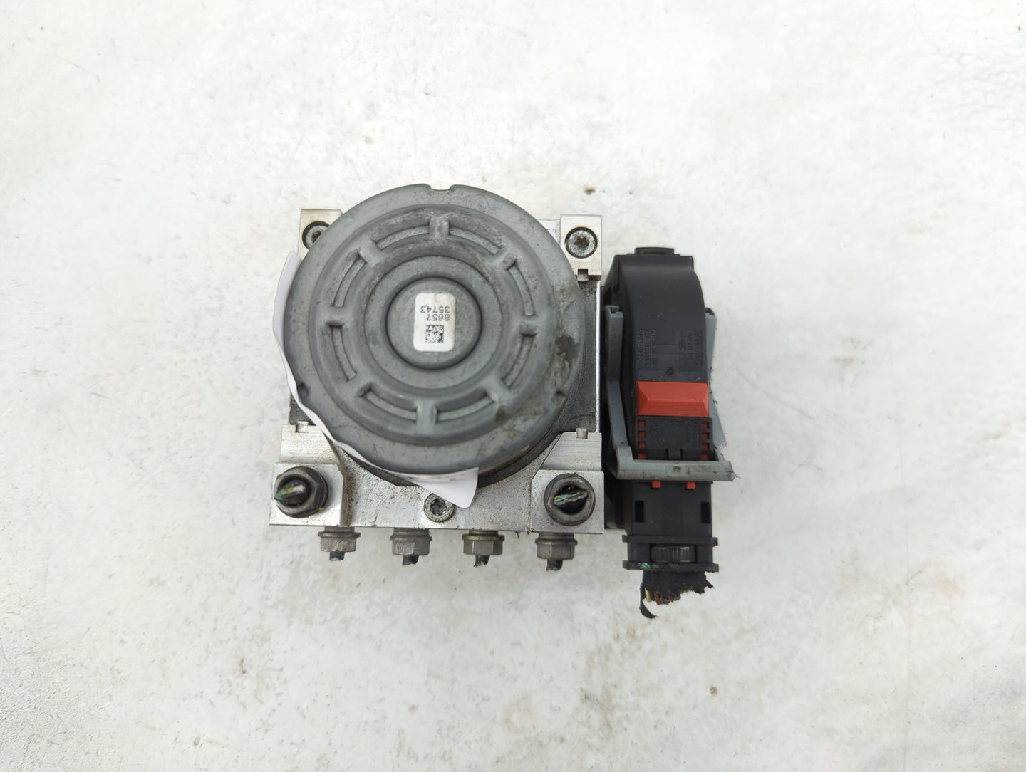 2015-2016 Audi A3 ABS Pump Control Module Replacement P/N:3Q0907379Q 3Q0907379F, 28.5154-2320.3 Fits Fits 2015 2016 OEM Used
