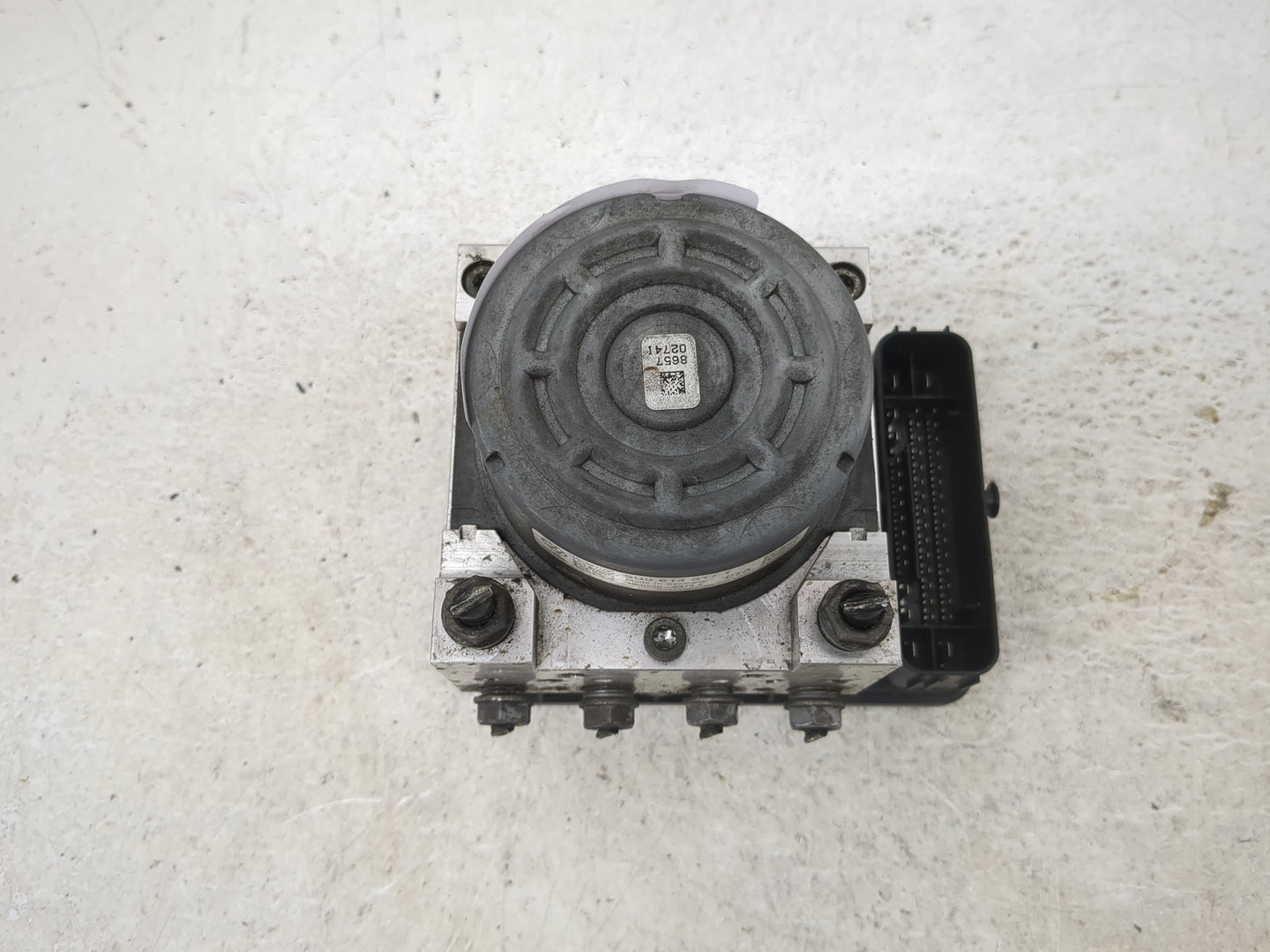2015-2016 Audi A3 ABS Pump Control Module Replacement P/N:5Q0614517T 10.0220-0373.4 Fits Fits 2015 2016 OEM Used Auto Parts 