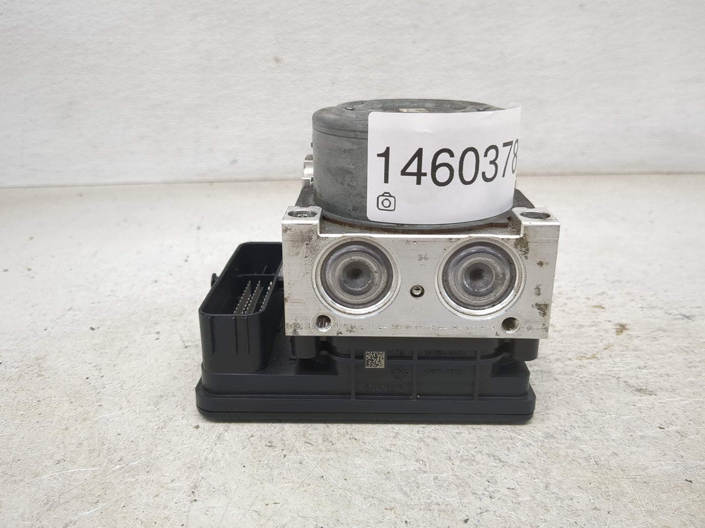 2015-2016 Audi A3 ABS Pump Control Module Replacement P/N:5Q0614517T 10.0220-0373.4 Fits Fits 2015 2016 OEM Used Auto Parts 