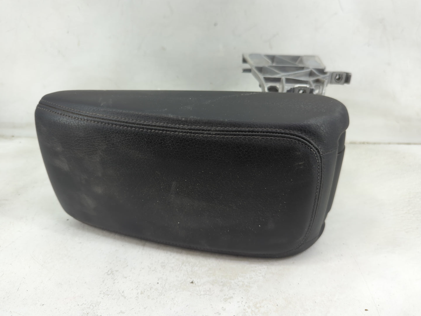 2015 Audi A3 Center Console Armrest Cover Lid Fits OEM Used Auto Parts - Oemusedautoparts1.com