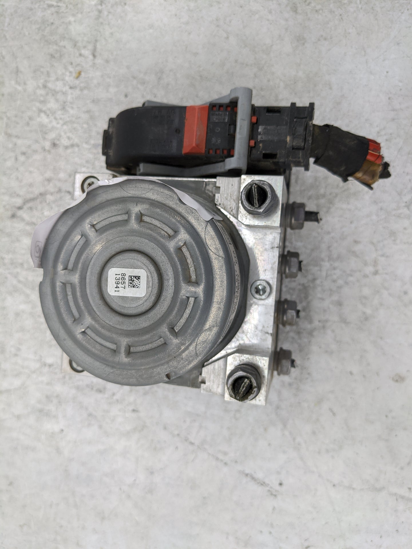 2015-2016 Audi A3 ABS Pump Control Module Replacement P/N:5Q0 614 517 K 10.0220-0247.4, 5Q0 907 379 L Fits Fits 2015 2016 OE