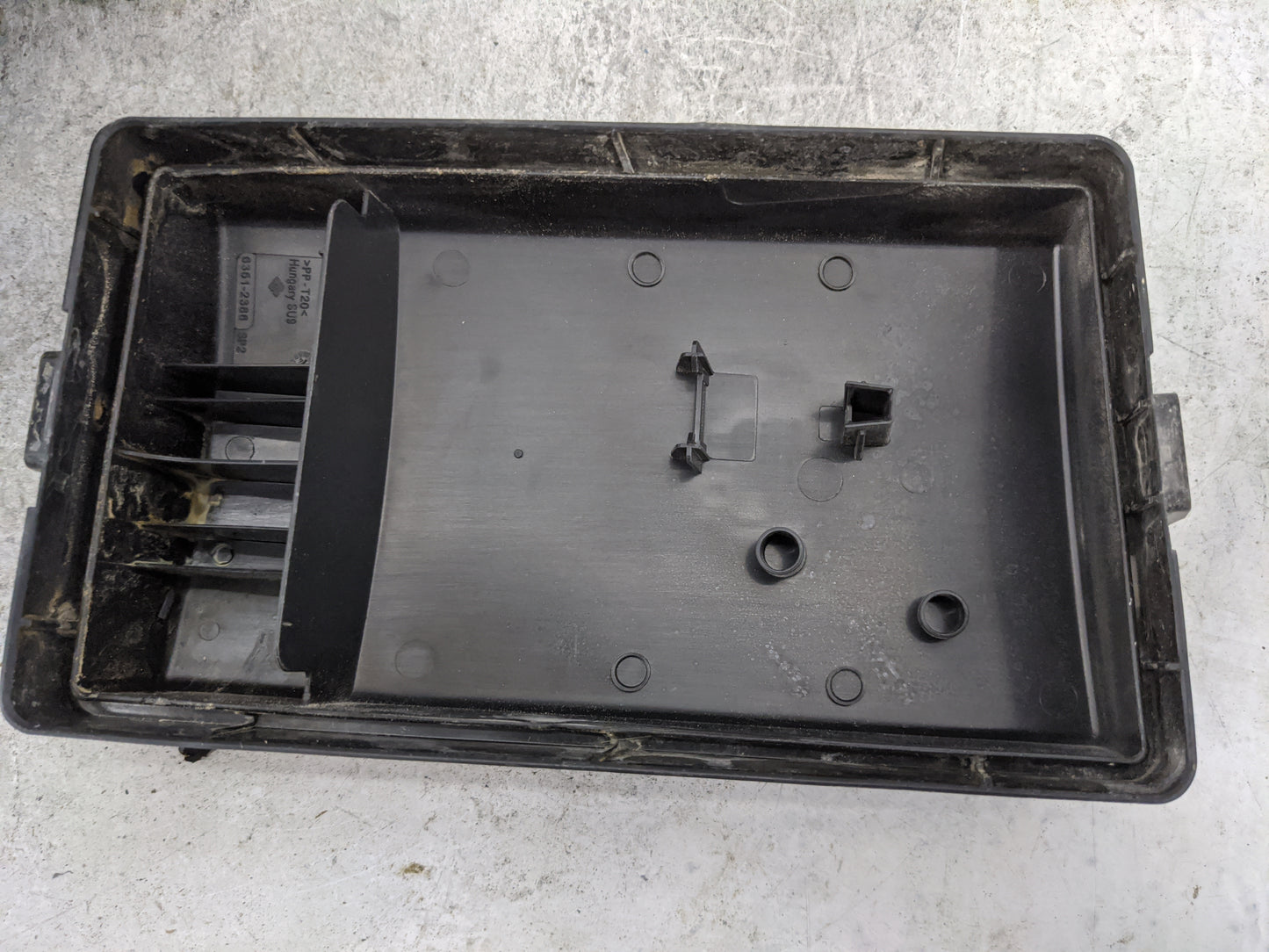 2015-2018 Audi A3 Fusebox Fuse Box Panel Relay Module P/N:5Q0937132A 6351-2386 Fits Fits 2015 2016 2017 2018 2019 2020 2021 