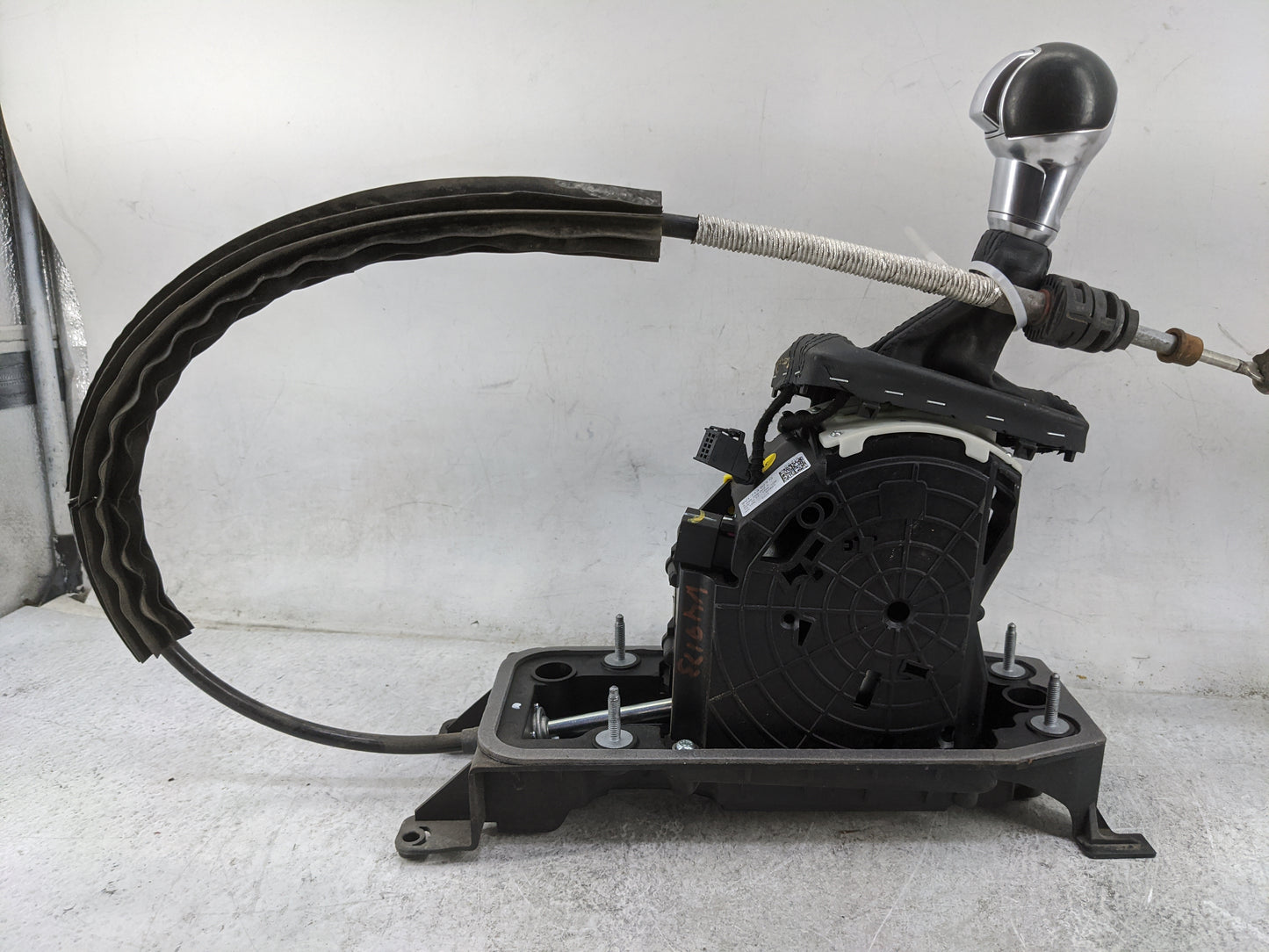 2015 Audi A3 Floor Console Assembly Shifter - Oemusedautoparts1.com
