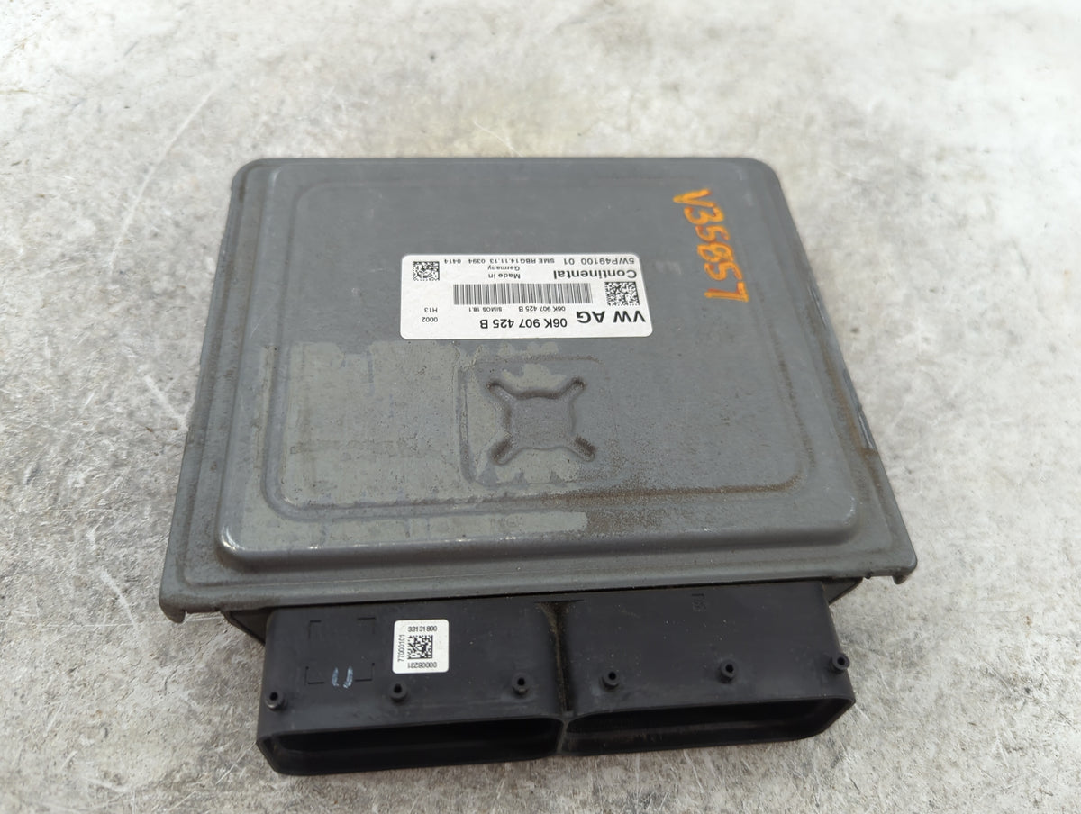 2015 Audi A3 PCM Engine Control Computer ECU ECM PCU OEM P/N:06K907425B 5WP49100 Fits Fits 2016 2017 OEM Used Auto Parts - O
