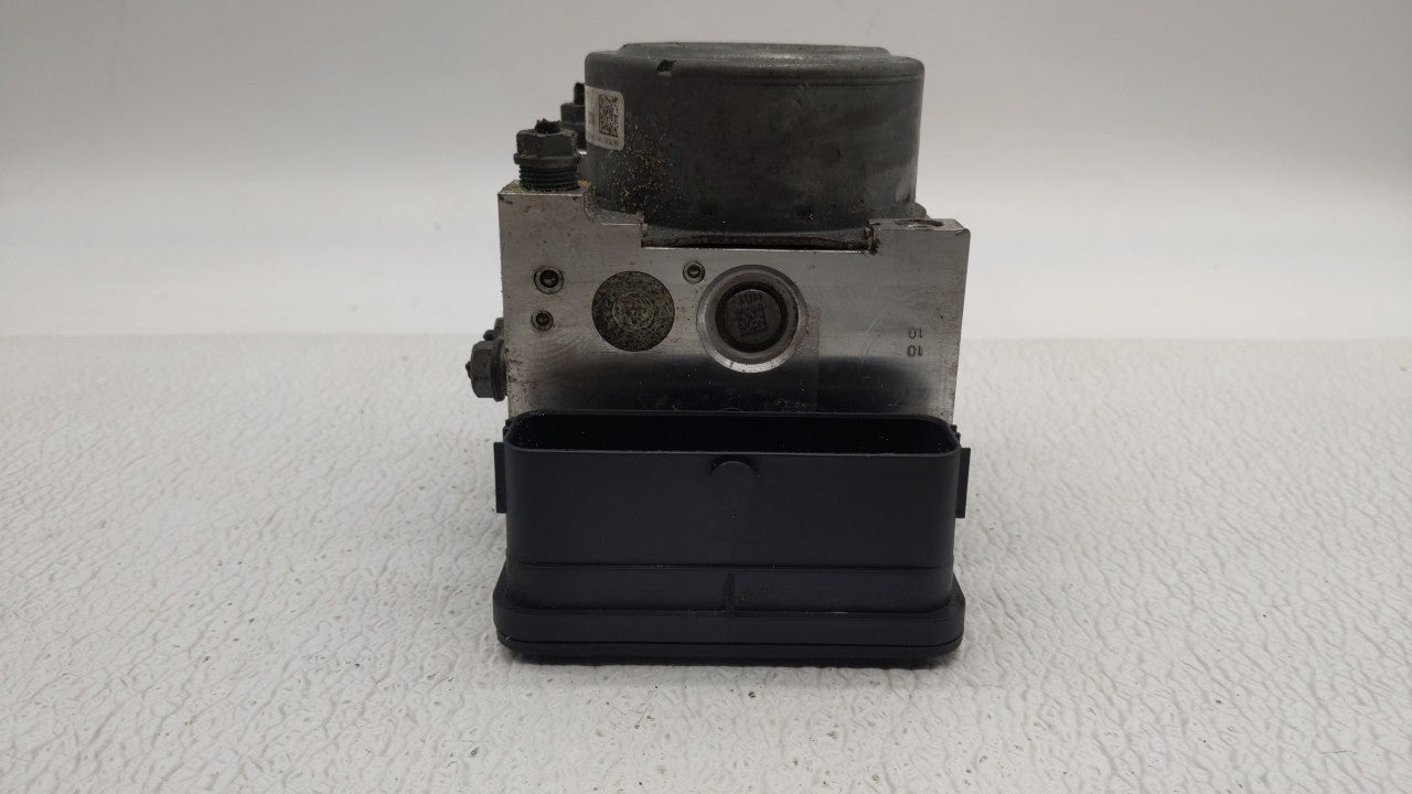 2015-2016 Audi A3 ABS Pump Control Module Replacement P/N:3Q0 614 517 Q 5Q0 614 517 K, 5Q0 614 517 T Fits Fits 2015 2016 OEM