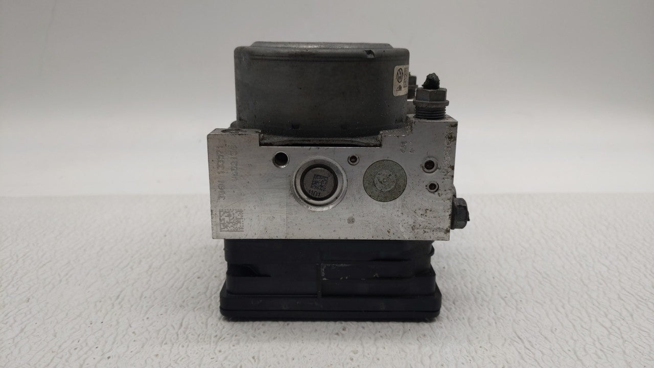 2015-2016 Audi A3 ABS Pump Control Module Replacement P/N:3Q0 614 517 Q 5Q0 614 517 K, 5Q0 614 517 T Fits Fits 2015 2016 OEM