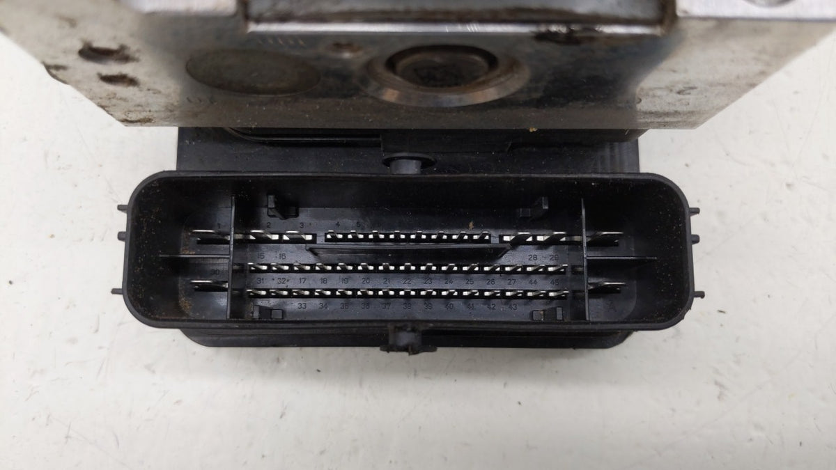 2015-2016 Audi A3 Anti-Lock Brake ABS Pump Module Actuator OEM P/N:3Q0 614 517 Q 5Q0 614 517 K, 5Q0 614 517 T Fits Fits 2015