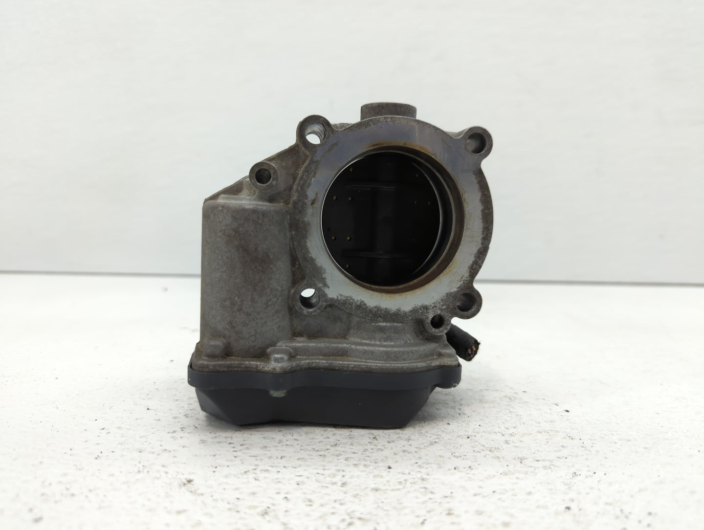 2006-2018 Audi A3 Throttle Body P/N:06F 133 062 T 06F 133 062 Q Fits OEM Used Auto Parts - Oemusedautoparts1.com