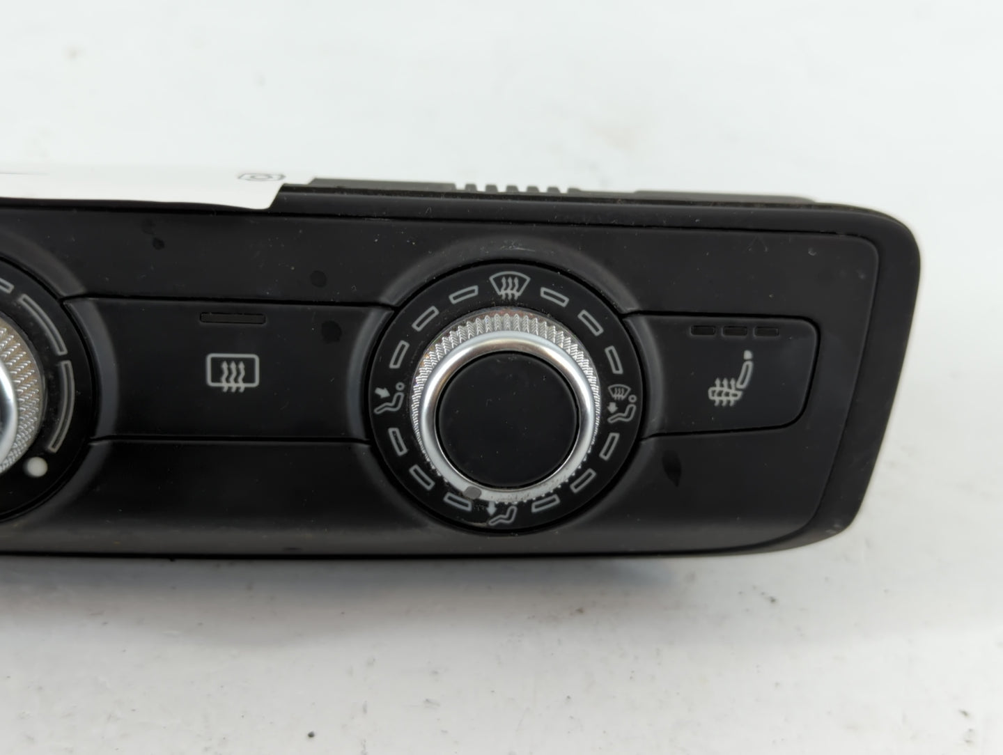 2015-2018 Audi A3 Climate Control Module Temperature AC/Heater Replacement P/N:8V0 820 047 Fits Fits 2015 2016 2017 2018 OEM