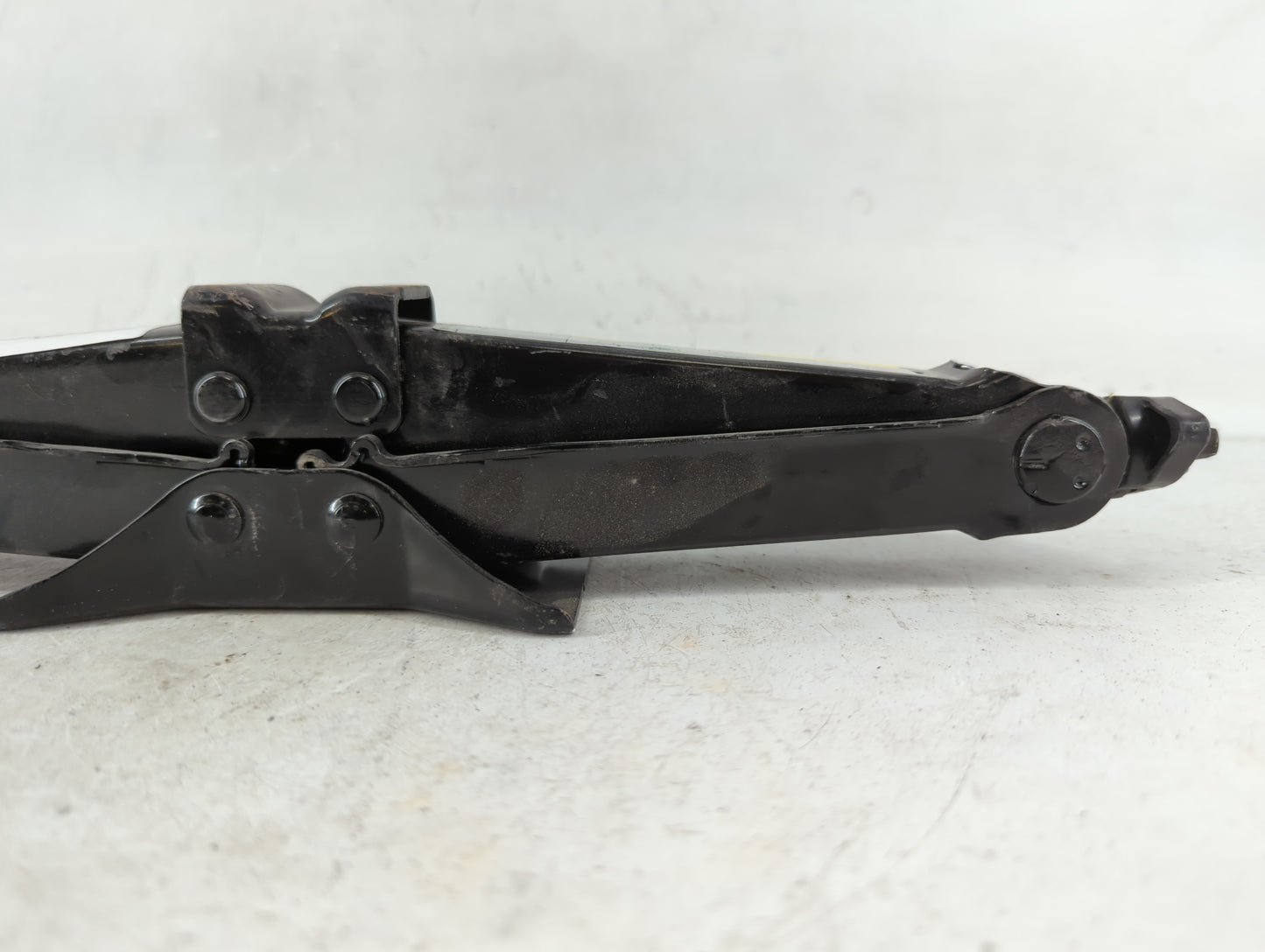 2015 Audi A3 Spare Scissor Car Jack - Oemusedautoparts1.com