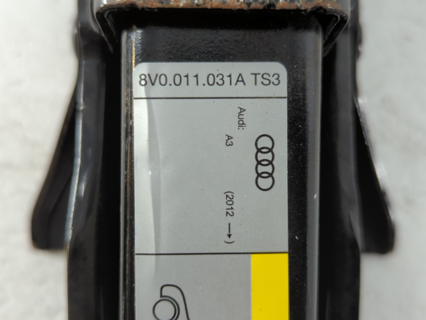 2015 Audi A3 Spare Scissor Car Jack - Oemusedautoparts1.com