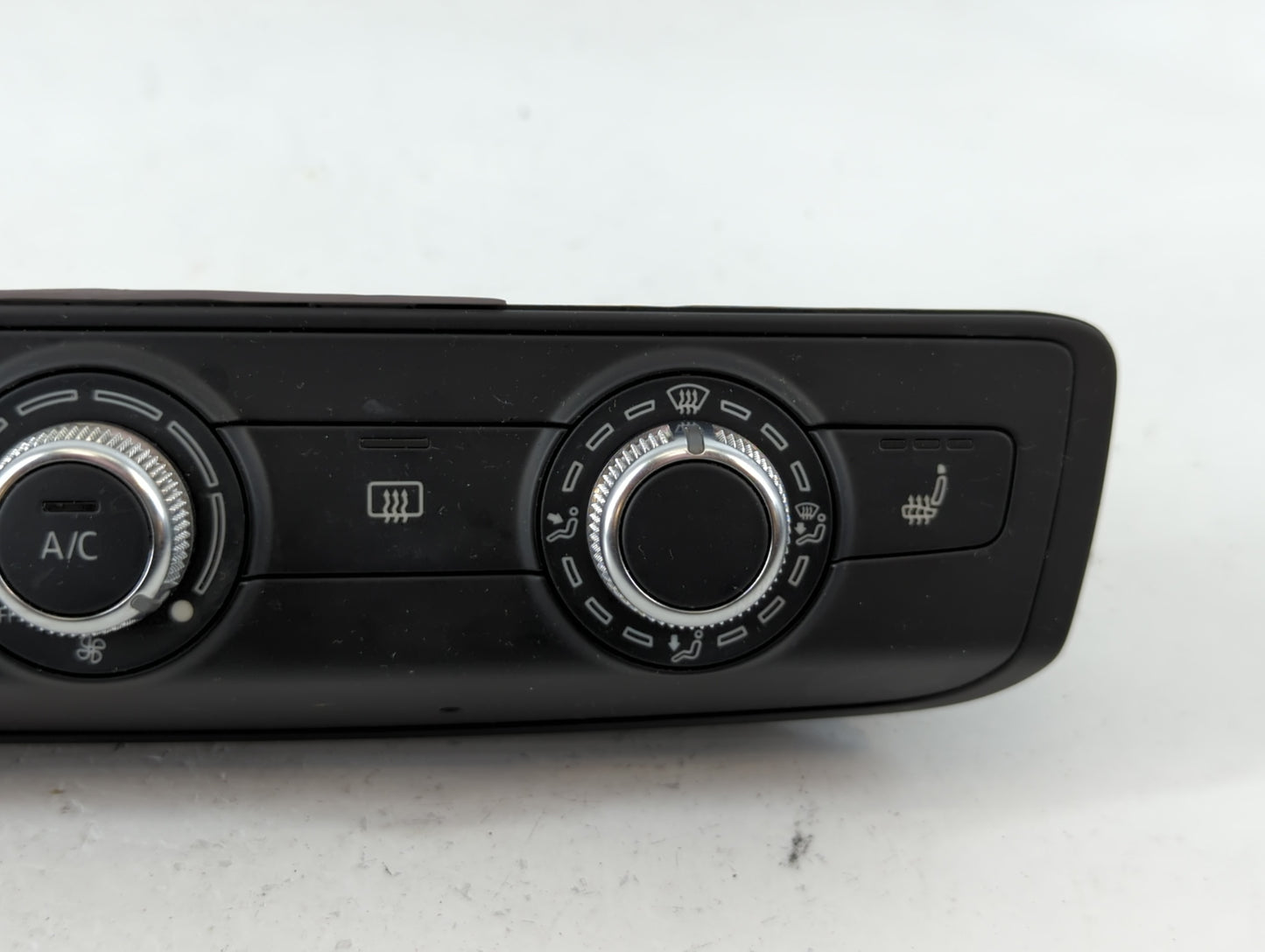 2015-2018 Audi A3 Climate Control Module Temperature AC/Heater Replacement P/N:8V0 820 047 E Fits Fits 2015 2016 2017 2018 O