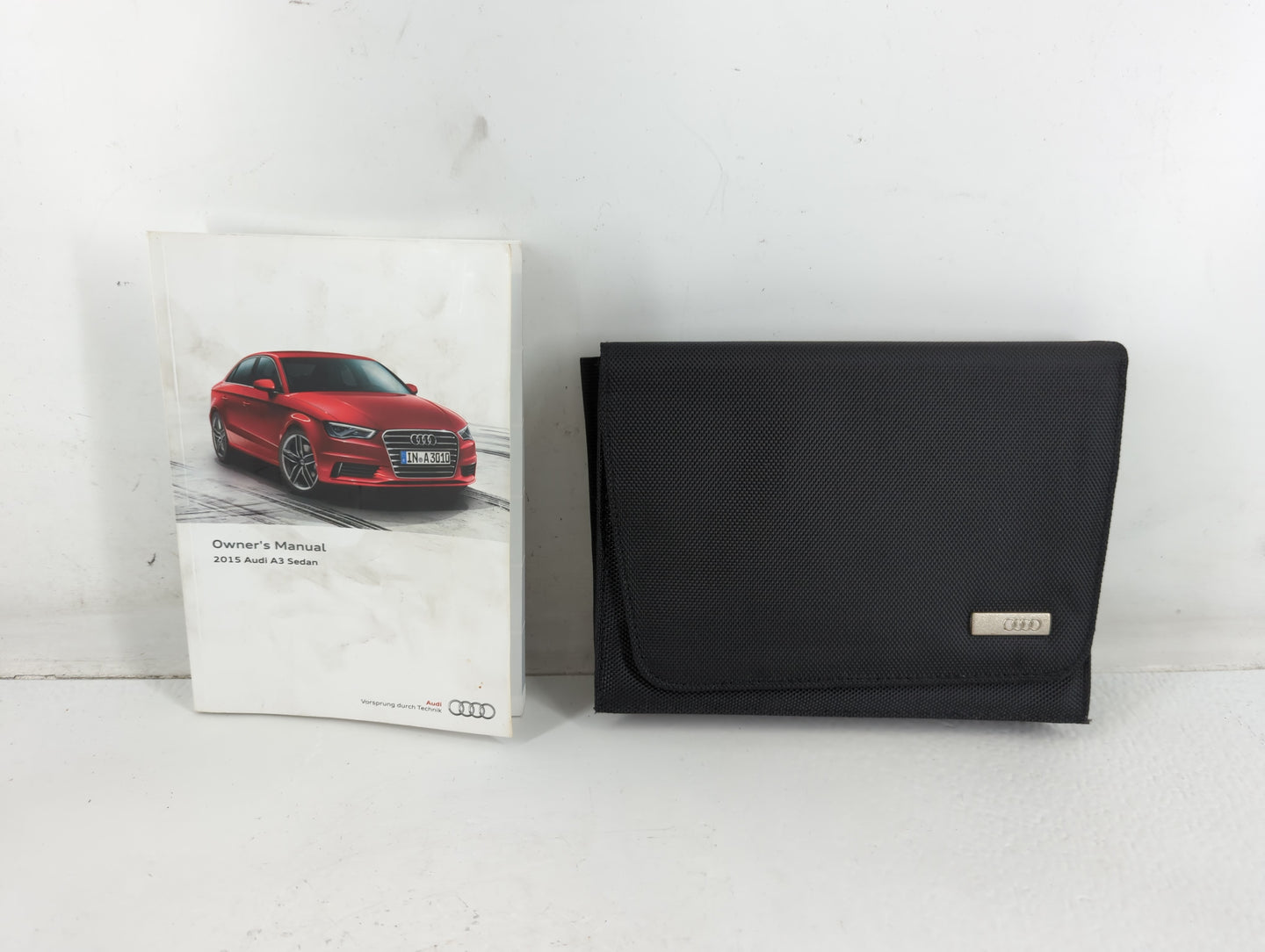 2015 Audi A3 Owners Manual Book Guide P/N:1525618V023 OEM Used Auto Parts - Oemusedautoparts1.com