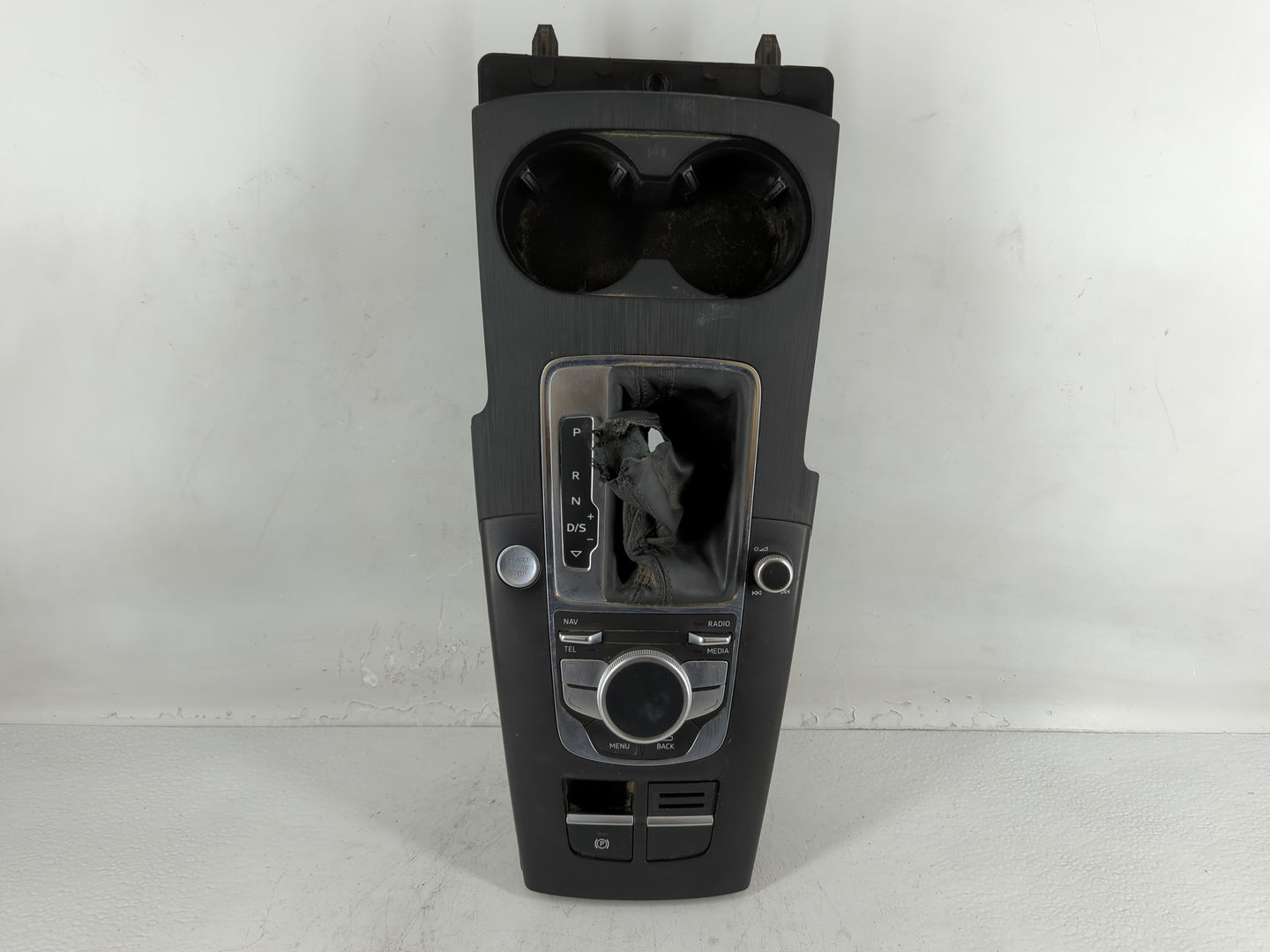 2015-2018 Audi A3 Am Fm Cd Player Radio Receiver - Oemusedautoparts1.com