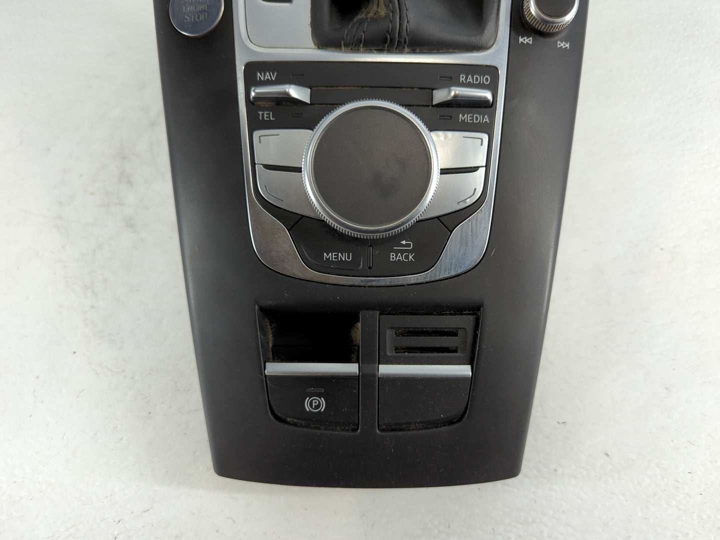2015-2018 Audi A3 Am Fm Cd Player Radio Receiver - Oemusedautoparts1.com